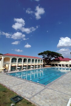 Fontana Hot Spring Leisure Parks