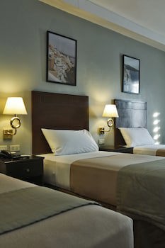 Fersal Hotel Kalayaan