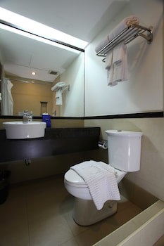 Fersal Hotel Kalayaan