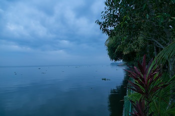 Illikkalam Lakeside Cottages