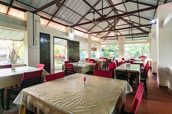 Illikkalam Lakeside Cottages