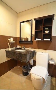 Crosswinds Resort Suites