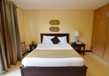 Crosswinds Resort Suites