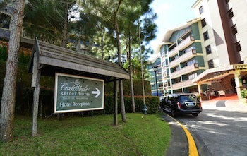Crosswinds Resort Suites