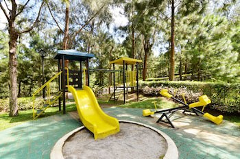 Crosswinds Resort Suites