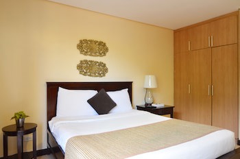 Crosswinds Resort Suites
