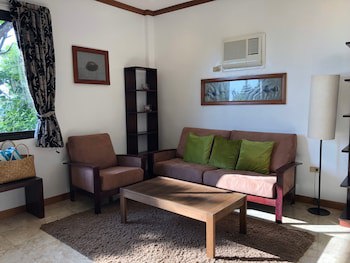 Argonauta Boracay Boutique Hotel With Apartments And Villas