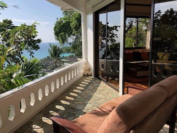 Argonauta Boracay Boutique Hotel With Apartments And Villas