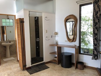 Argonauta Boracay Boutique Hotel With Apartments And Villas