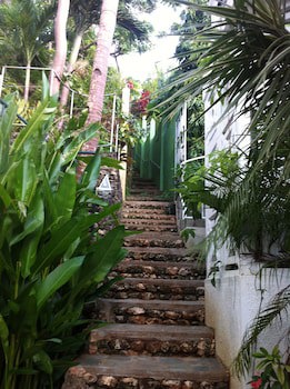 Argonauta Boracay Boutique Hotel With Apartments And Villas