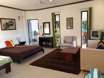 Argonauta Boracay Boutique Hotel With Apartments And Villas
