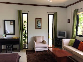 Argonauta Boracay Boutique Hotel With Apartments And Villas