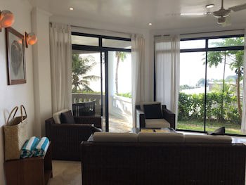 Argonauta Boracay Boutique Hotel With Apartments And Villas