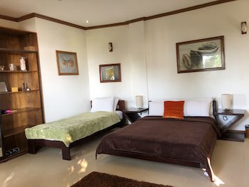 Argonauta Boracay Boutique Hotel With Apartments And Villas