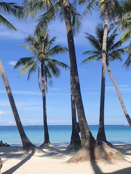 Argonauta Boracay Boutique Hotel With Apartments And Villas