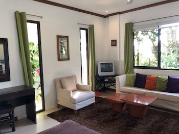 Argonauta Boracay Boutique Hotel With Apartments And Villas