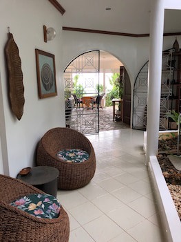Argonauta Boracay Boutique Hotel With Apartments And Villas