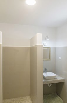 Ocean Spray Apartments