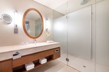 Crowne Plaza Doha - The Business Park, An Ihg Hotel