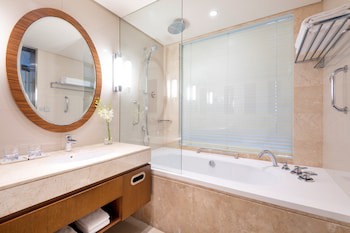 Crowne Plaza Doha - The Business Park, An Ihg Hotel