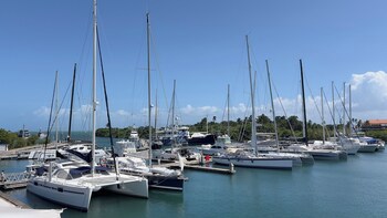 Marina Hotel At Shelter Bay