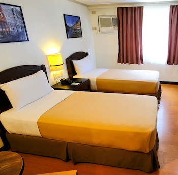 Fersal Hotel Neptune Makati