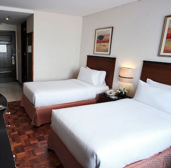 Fersal Hotel Neptune Makati