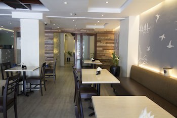 Fersal Hotel Neptune Makati