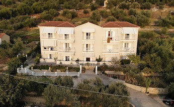Oskars Studios & Apartments