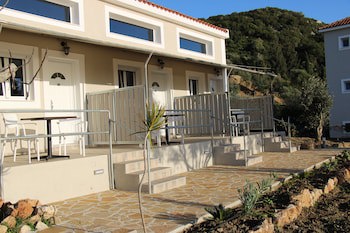 Oskars Studios & Apartments