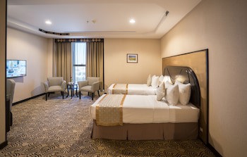 Awaliv International Hotel