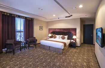 Awaliv International Hotel