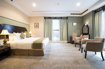 Awaliv International Hotel
