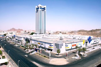 Awaliv International Hotel