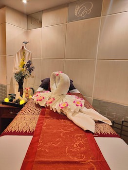 Bangkok Inter Place Hotel