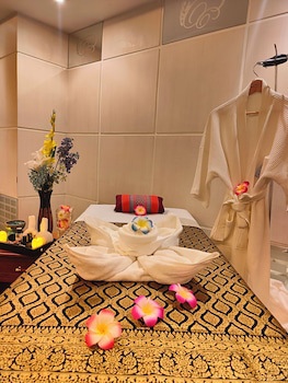 Bangkok Inter Place Hotel