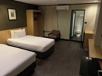 Bangkok Inter Place Hotel