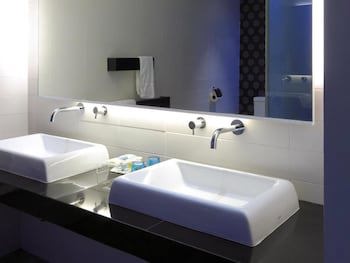 Bangkok Inter Place Hotel