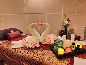Bangkok Inter Place Hotel