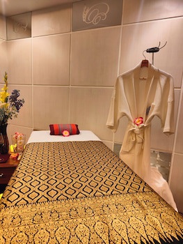 Bangkok Inter Place Hotel