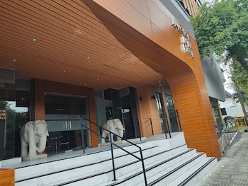 Bangkok Inter Place Hotel