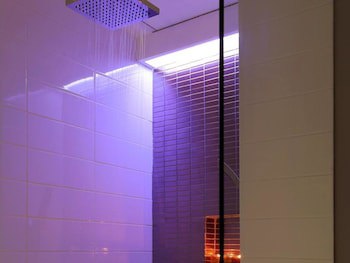 Bangkok Inter Place Hotel