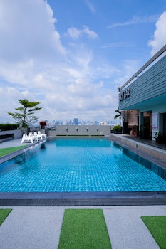 Bangkok Inter Place Hotel