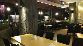89 Hotel