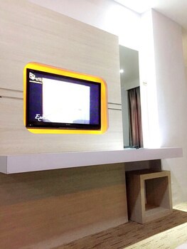 89 Hotel