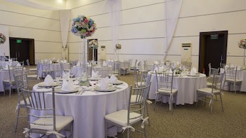 Canyon Cove Hotel & Spa