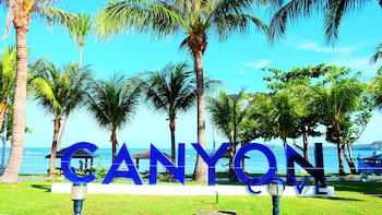 Canyon Cove Hotel & Spa