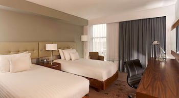 Doubletree By Hilton Lincoln