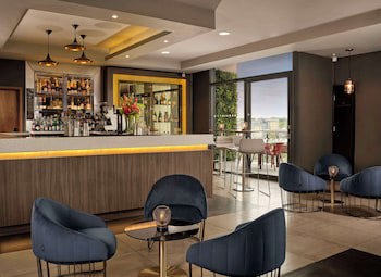 Doubletree By Hilton Lincoln