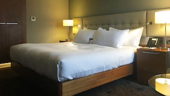 Doubletree By Hilton Lincoln